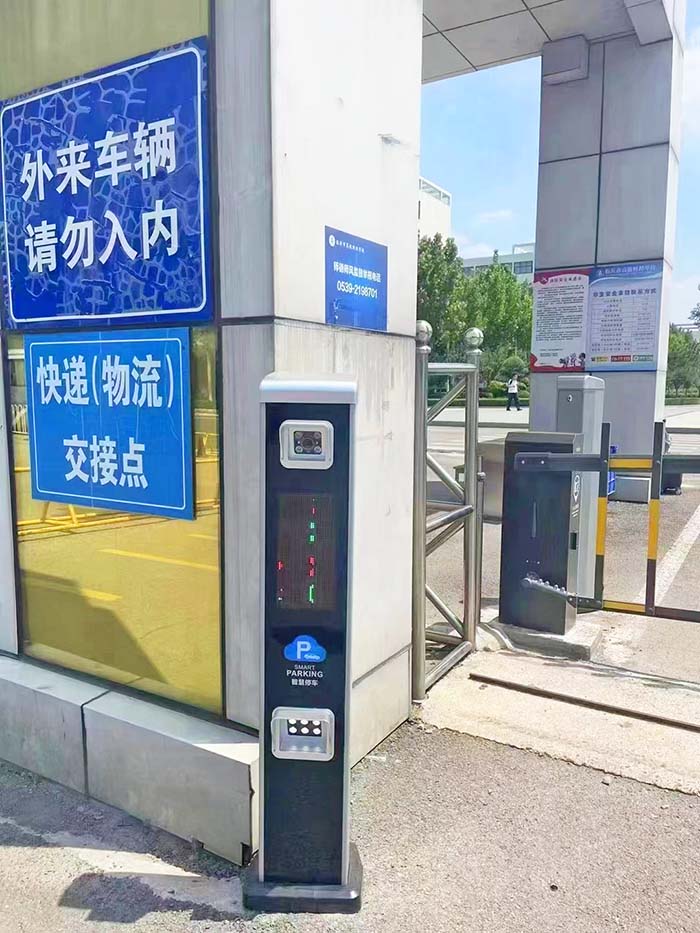 學校車牌識別系統(tǒng)